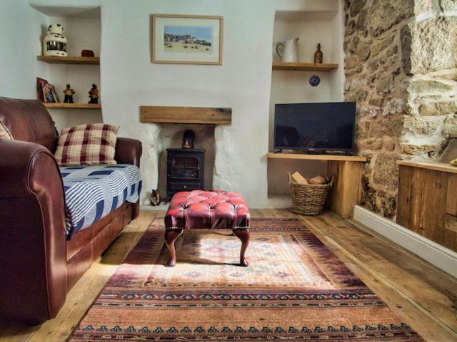 Knocker Cottage Is A 3 Bedroom Made Up Of 1 Double Bedroom And 2 Small Double Bedrooms In Small Village 10 Min To Beaches カムボーン エクステリア 写真