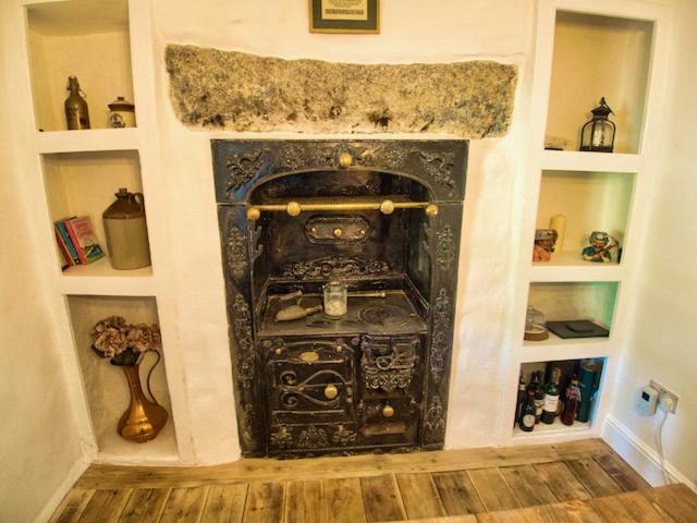 Knocker Cottage Is A 3 Bedroom Made Up Of 1 Double Bedroom And 2 Small Double Bedrooms In Small Village 10 Min To Beaches カムボーン エクステリア 写真